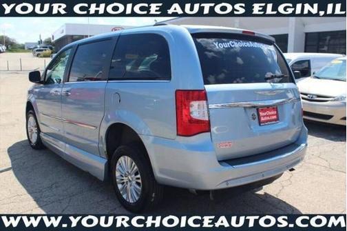 2012 Chrysler Town & Country Limited