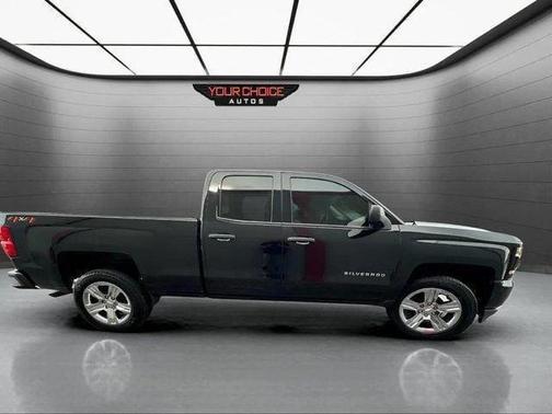 Black 2018 Chevrolet Silverado 1500 4WD Double Cab 143.5" Custom