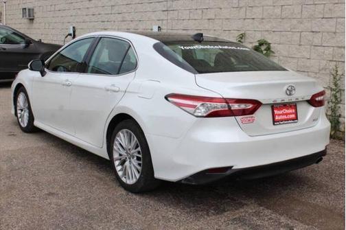 2019 Toyota Camry XLE