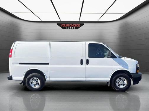 2021 Chevrolet Express 2500 RWD 2500 Regular Wheelbase WT