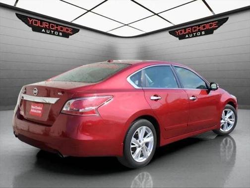 Cayenne Red 2015 Nissan Altima 4dr Sdn I4 2.5 SL