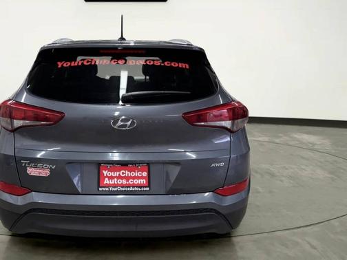 Coliseum Grey 2016 Hyundai TUCSON SE