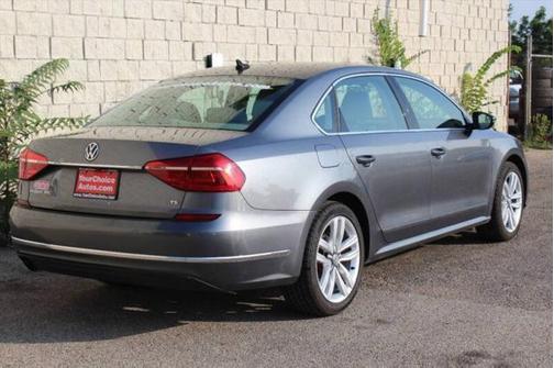 2016 Volkswagen Passat 1.8T SEL