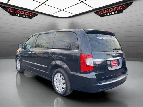 2015 Chrysler Town & Country Touring