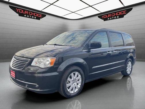 2015 Chrysler Town & Country Touring