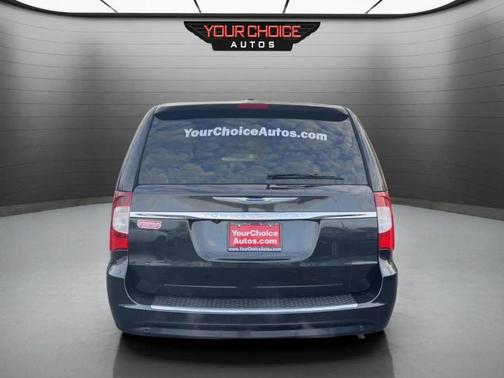 2015 Chrysler Town & Country Touring