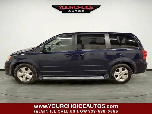 True Blue Pearlcoat 2013 Dodge Grand Caravan SE