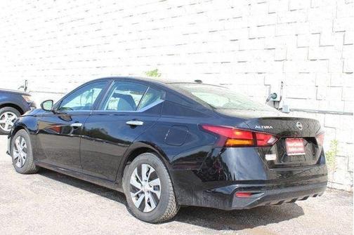 Super Black 2019 Nissan Altima 2.5 S Sedan