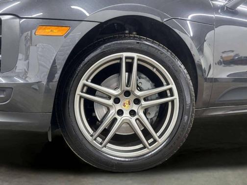 2019 Porsche Macan S