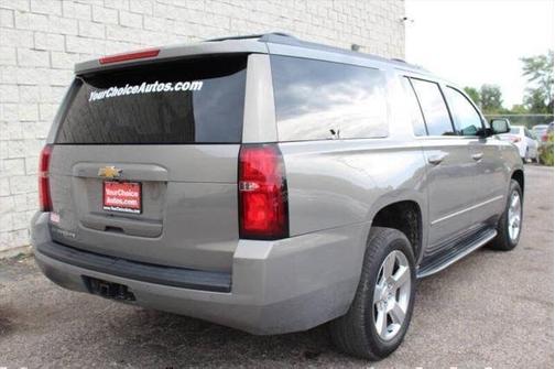 Special Paint 2017 Chevrolet Suburban 4WD 4dr 1500 LS