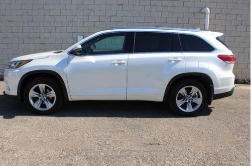 2017 Toyota Highlander Limited