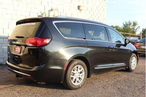 Ceramic Gray Clearcoat 2020 Chrysler Pacifica Touring L FWD