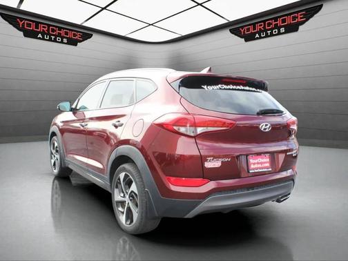 Ruby Wine 2016 Hyundai TUCSON Limited