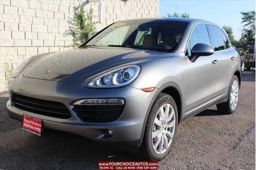 Meteor Gray Metallic 2014 Porsche Cayenne AWD 4dr S