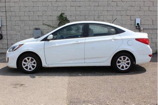 Century White 2013 Hyundai Accent 4dr Sdn Auto GLS