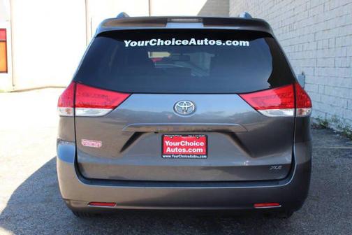 2011 Toyota Sienna XLE