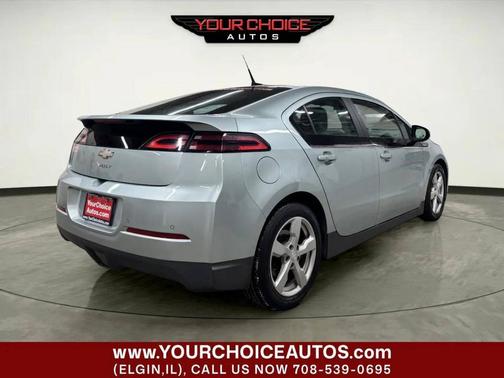 Turquoise 2013 Chevrolet Volt Base