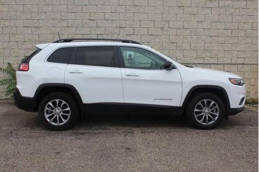 2022 Jeep Cherokee Latitude Lux