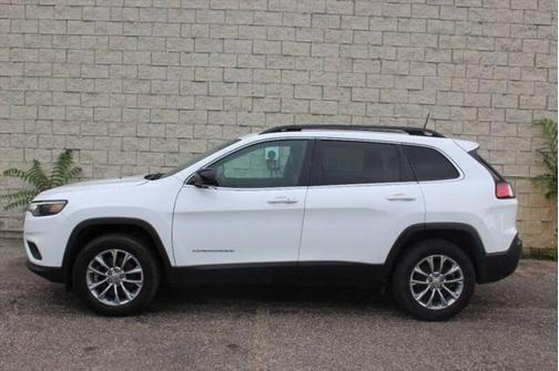 2022 Jeep Cherokee Latitude Lux