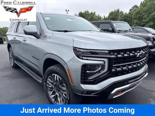 Sterling Gray Metallic 2025 Chevrolet Suburban Z71
