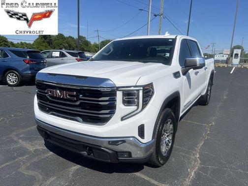 Summit White 2025 GMC Sierra 1500 SLT