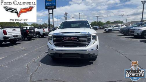 Summit White 2025 GMC Sierra 1500 SLT
