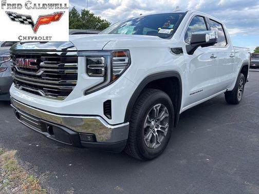 Summit White 2025 GMC Sierra 1500 SLT