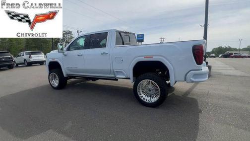 Glacier White Tricoat 2026 GMC Sierra 2500 Denali