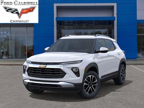 Summit White 2026 Chevrolet Trailblazer LT