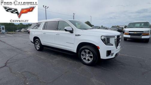 Summit White 2022 GMC Yukon XL SLE
