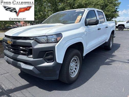 Summit White 2023 Chevrolet Colorado WT