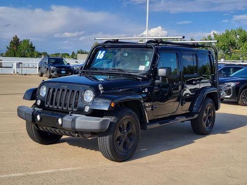 2016 Jeep Wrangler Unlimited Sahara