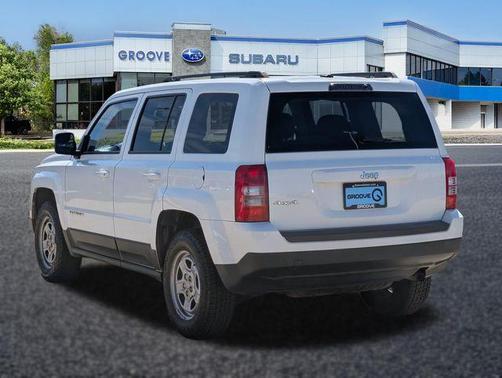 Bright White Clearcoat 2016 Jeep Patriot Sport