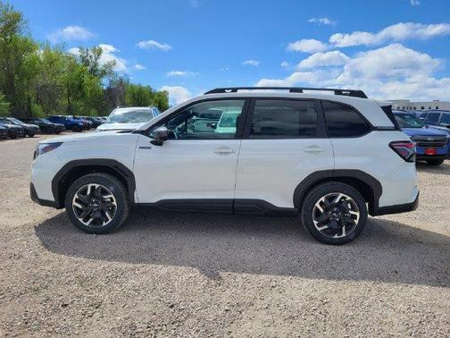 Crystal White Pearl 2026 Subaru Forester Premium
