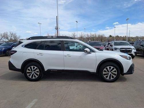 Crystal White Pearl 2020 Subaru Outback Premium