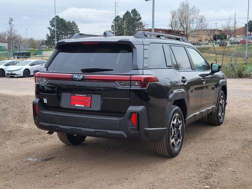 Crystal Black Silica 2026 Subaru Outback Touring