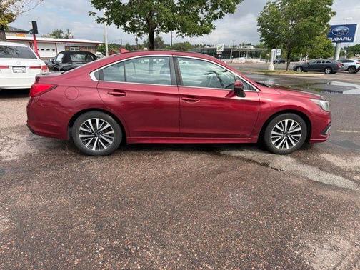 Crimson Red Pearl 2018 Subaru Legacy 2.5i Premium