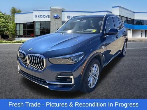 Phytonic Blue Metallic 2023 BMW X5 PHEV xDrive45e