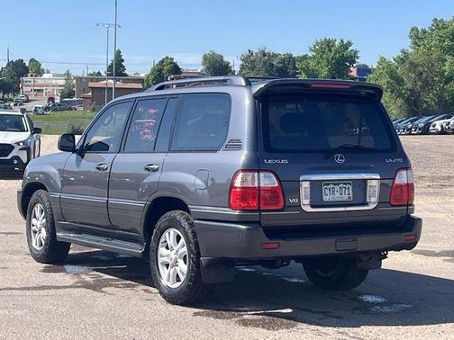 2003 Lexus LX 470