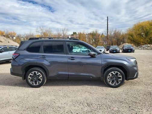 Magnetite Gray Metallic 2026 Subaru Forester Premium