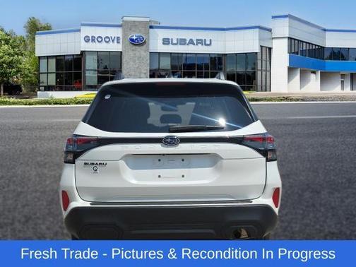 Crystal White Pearl 2025 Subaru Forester Premium