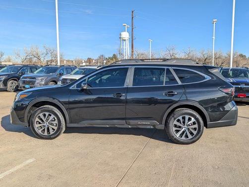 2022 Subaru Outback Premium