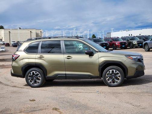 2025 Subaru Forester Premium