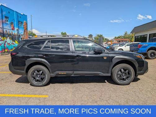 Crystal Black Silica 2025 Subaru Outback Wilderness