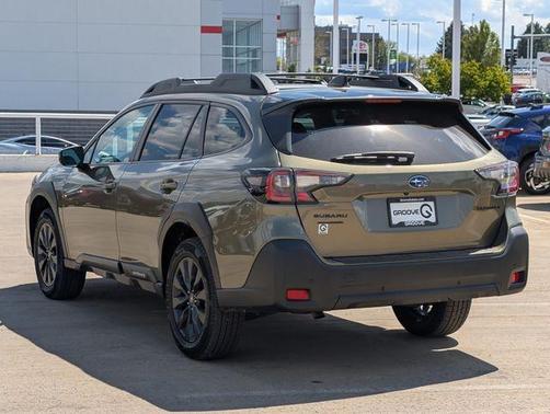 Autumn Green Metallic 2024 Subaru Outback Onyx Edition