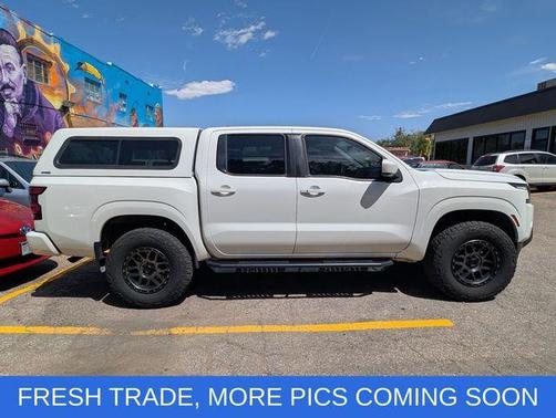 Glacier White 2023 Nissan Frontier SV