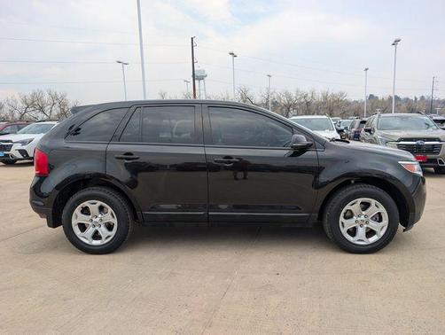 Tuxedo Black Metallic 2013 Ford Edge SEL