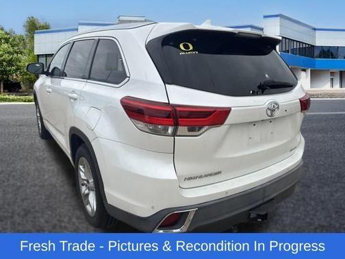 Blizzard Pearl 2018 Toyota Highlander Limited