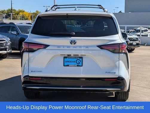 2025 Toyota Sienna Platinum 7 Passenger