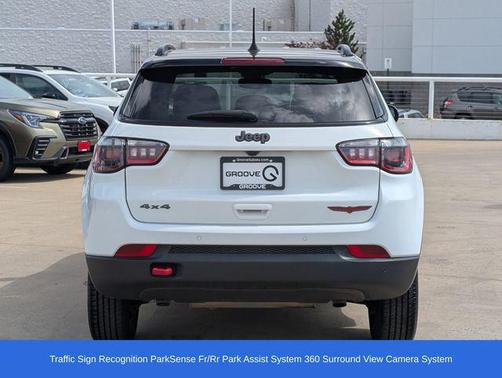 Bright White Clearcoat 2024 Jeep Compass Trailhawk
